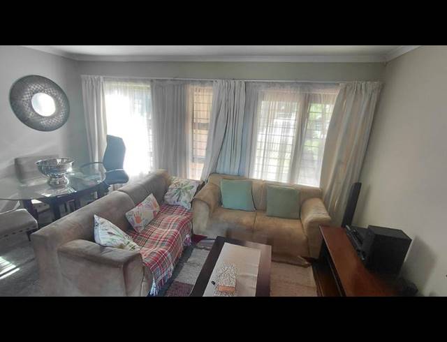 3 BEDROOM TOWNHOUSE FOR SALE IN WINCHESTER HILLS